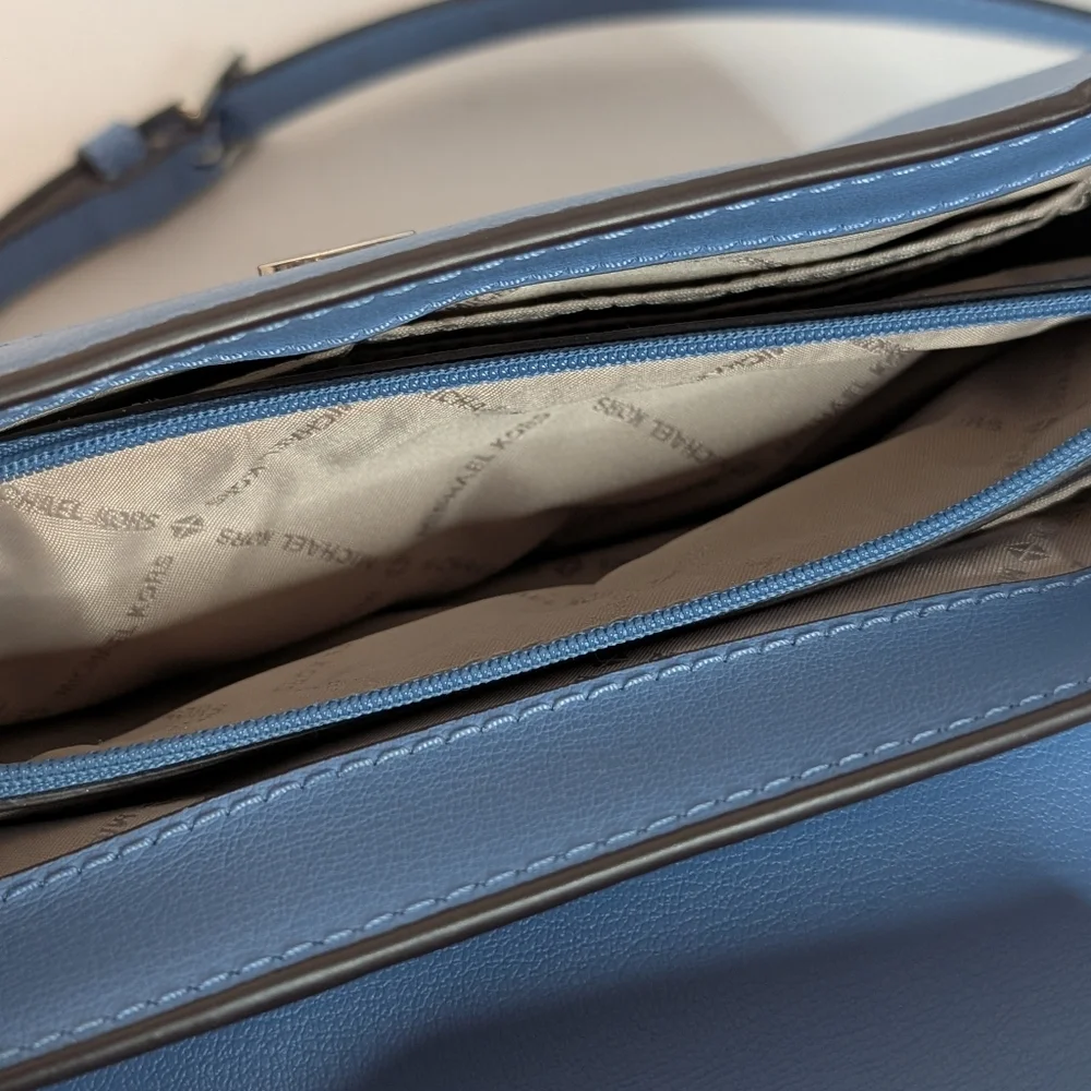 Michael Kors Mott French Blue Crossbody Large Clutch Purse EUC - Picture 11 of 14
